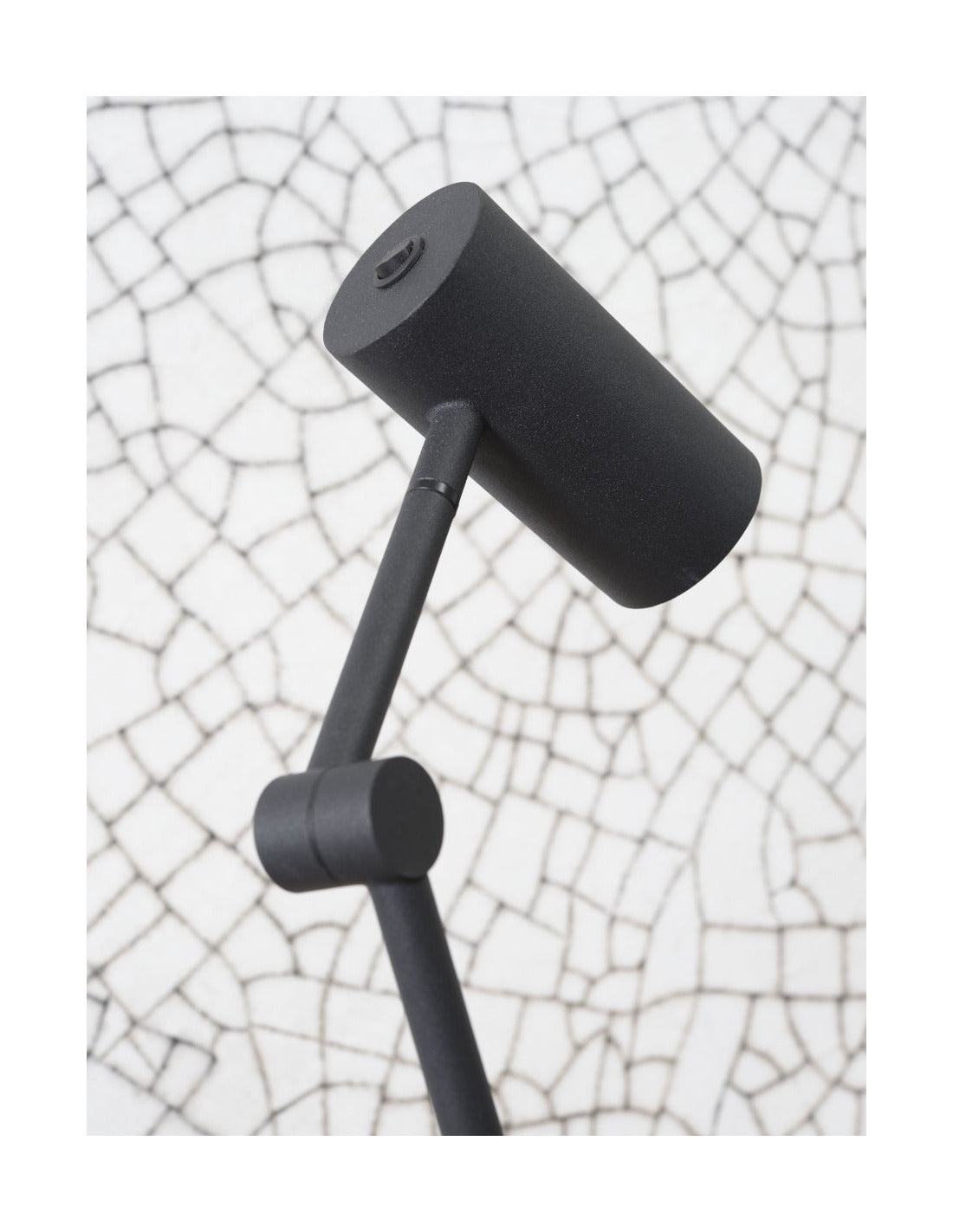 Lampe a poser noir Tonone 1